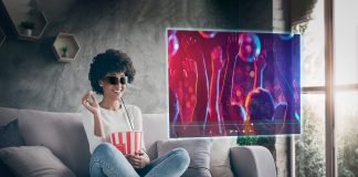 Photo,Of,Pretty,Funny,Dark,Skin,Wavy,Lady,Homey,Mood